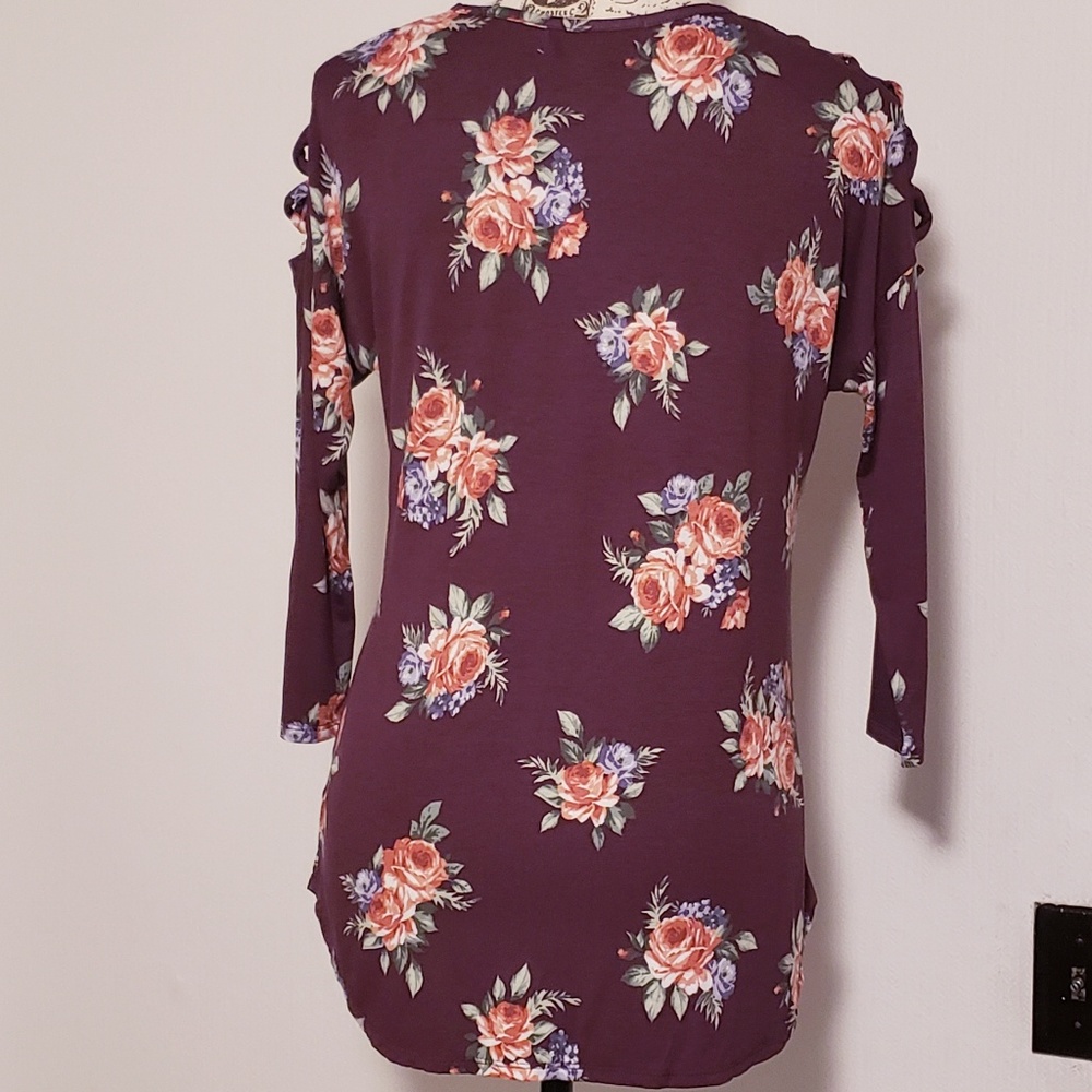 🆕️Mauve Wine "No Comment" 3/4 sleeve long tee - Picture 5 of 5